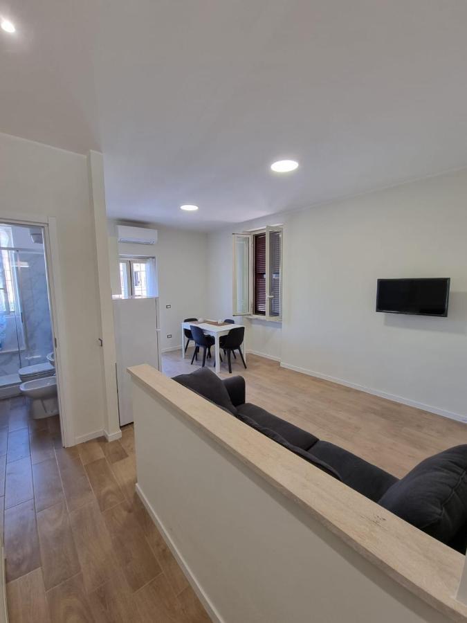 Quiet Rest Apartment Fiumicino Bagian luar foto